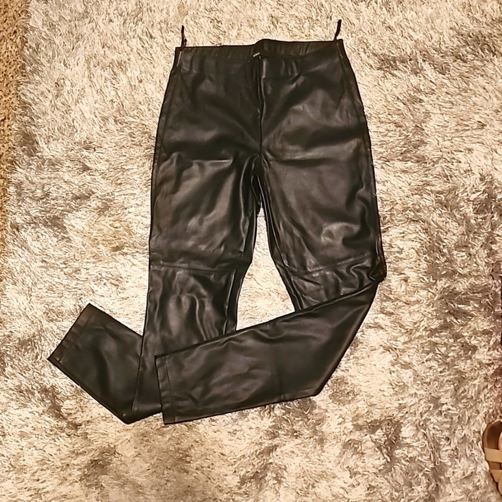SZ M Pleather pants
